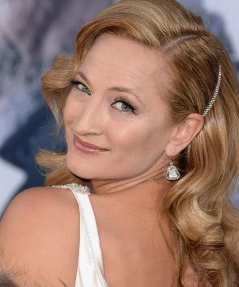 Vintage Style Icon: Zoe Bell