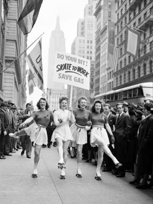 Photos: Skate to Work! (1940s)